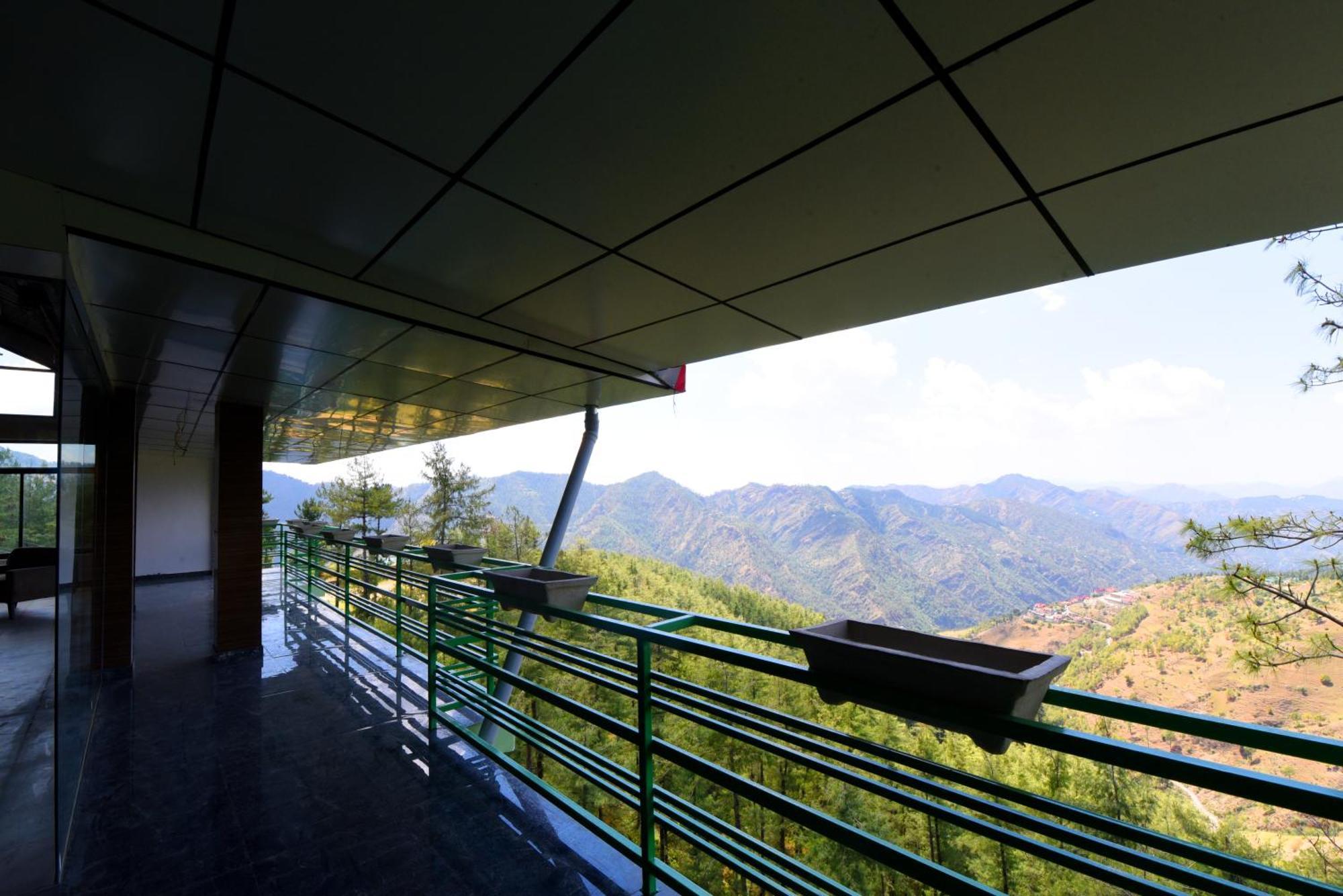 Aachman Nature Valley Resort Mashobra By Naina Staycation- Private Parking - Balcony And Valley View Rooms Шимла Екстериор снимка