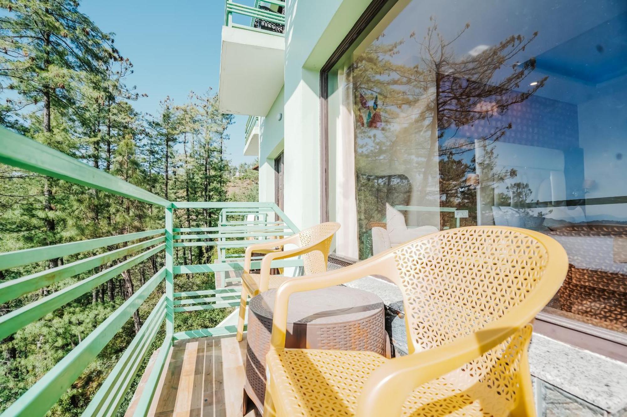 Aachman Nature Valley Resort Mashobra By Naina Staycation- Private Parking - Balcony And Valley View Rooms Шимла Екстериор снимка